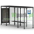 Przystanek GLAS 03 z tablicą informacyjną ściany szklane