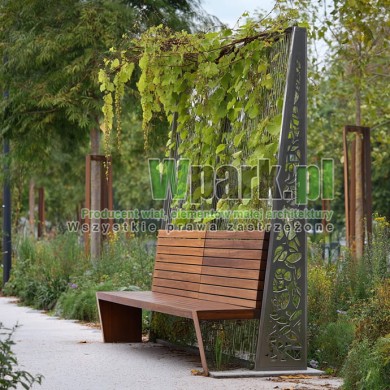 Ławka miejska z konstrukcją na pnącza 