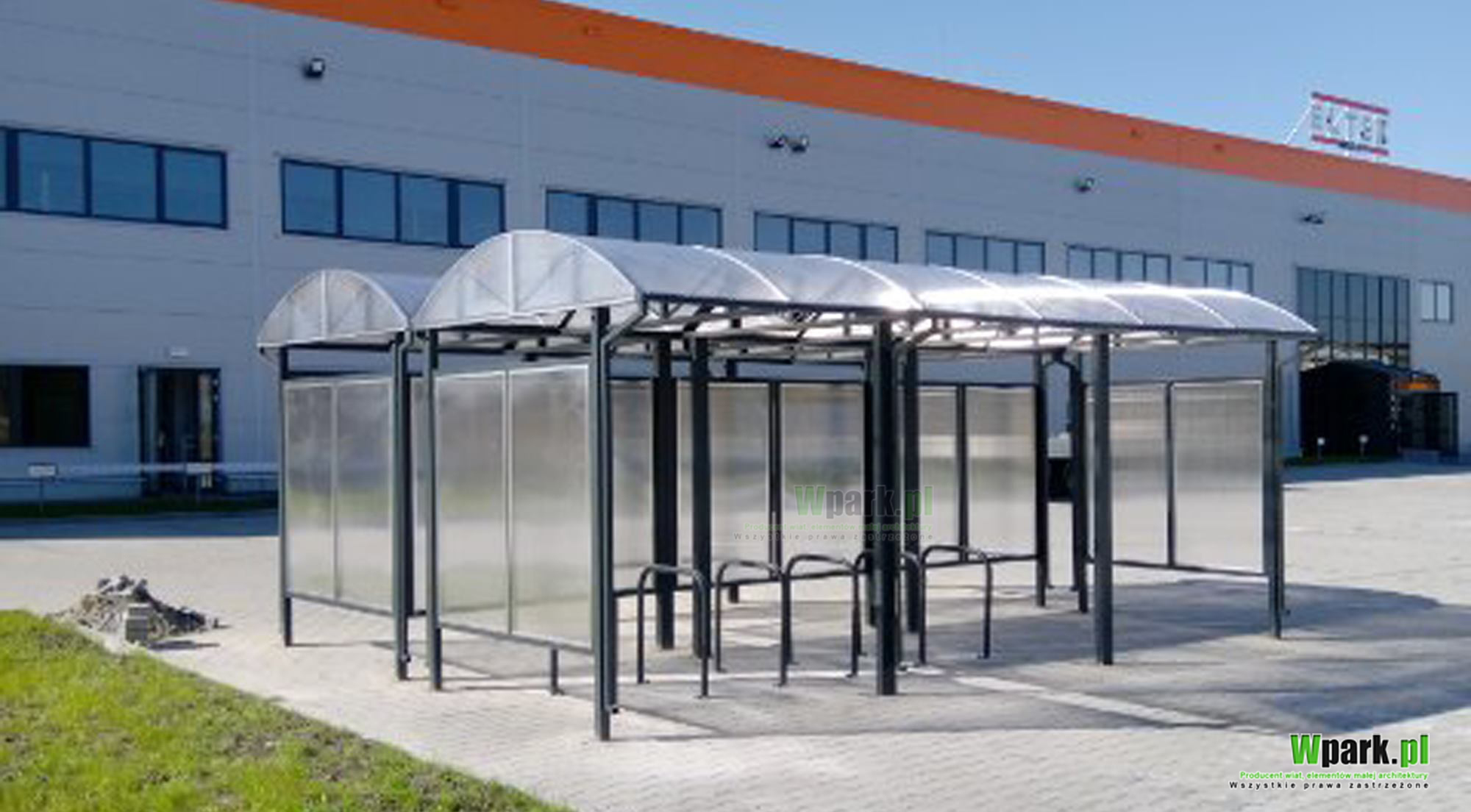 Wiata rowerowa z palarnią